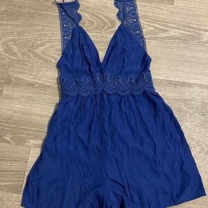 Love tree Lace Romper Size S